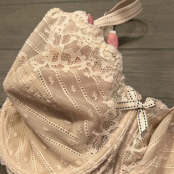 Chantelle Rive Gauche Full Coverage Unlined Bra - Picture 4 of 11